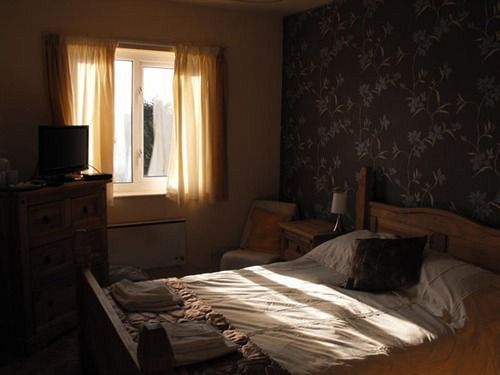 The Anchor 3* Hartland